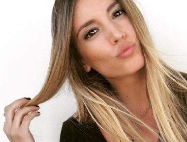 Αθηνά Οικονομάκου: Η αποκάλυψή της για τον γάμο (βίντεο)